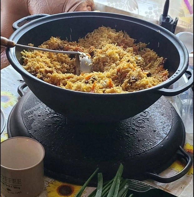 Казан 8л чавунний 34см узбецький WOK з кришкою сковородою чавунна вага 9,79кг - зображення 5