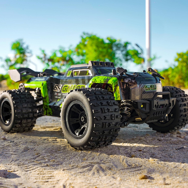 Машинка на пульте управления LH-18108 PRO (GALLCP) 1:18, радиоуправляемая, внедорожник 4WD, привод, до 50 км/ч, LED свет, 1 аккумулятор + батарейки в пульт - изображение 4