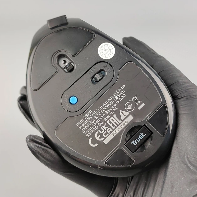 Вертикальная мышь Trust Voxx Ergonomic / 2400 DPI / 9 кнопок / Bluetooth / Черный Б/В - Фото 12 Вертикальная мышь Trust Voxx Ergonomic / 2400 DPI / 9 кнопок / Bluetooth / Черный Б/В - изображение 12