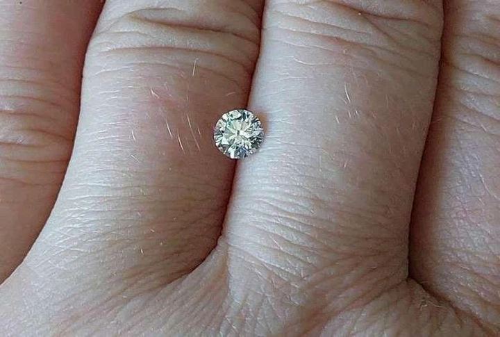 Бриллиант HPHT 0.5 Ct 5 мм Сертификат (07681) - изображение 7