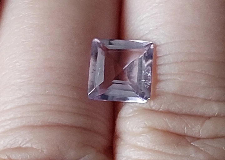 Аметист 1.85 Ct 8 х 7.85 х 4.3 мм (13034) - Фото 5 Аметист 1.85 Ct 8 х 7.85 х 4.3 мм (13034) - изображение 5
