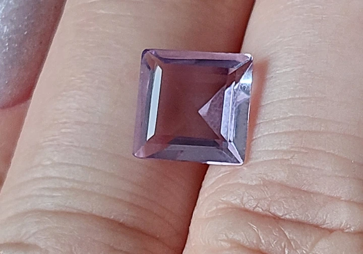 Аметист 2.9 Ct 9 х 9 х 4.7 мм (13036) - Фото 5 Аметист 2.9 Ct 9 х 9 х 4.7 мм (13036) - изображение 5