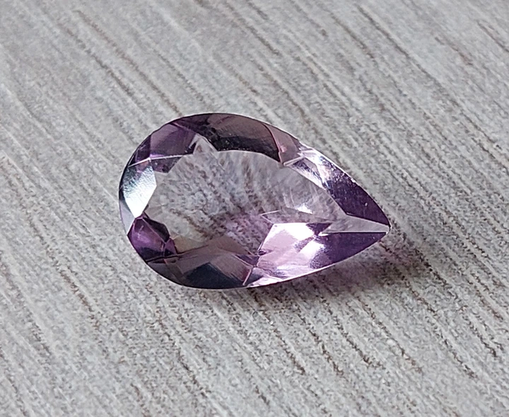 Аметист 1.9 Ct 11.5 х 7.5 х 4.2 мм (13032) - изображение 2