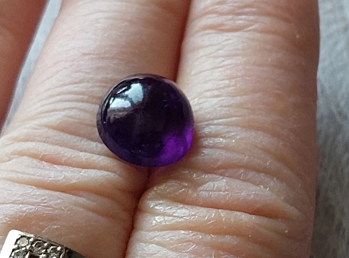 Аметист кабошон 6.35 Ct 12.7 х 11 мм (130411) - Фото 5 Аметист кабошон 6.35 Ct 12.7 х 11 мм (130411) - изображение 5