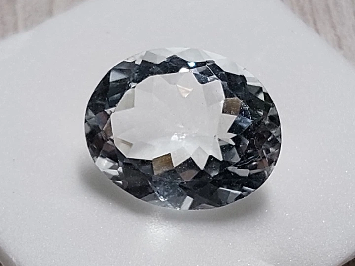 Аквамарин 2.78 Cts 10.98 x 8.93 x 5.01 mm (107841) - Фото 2 Аквамарин 2.78 Cts 10.98 x 8.93 x 5.01 mm (107841) - изображение 2