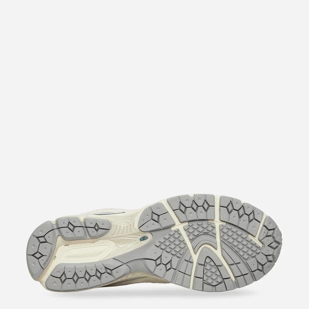 Чоловічі кросівки New Balance 2002R M2002REK 40.5 (7.5US) Бежеві (197376127438) - зображення 4