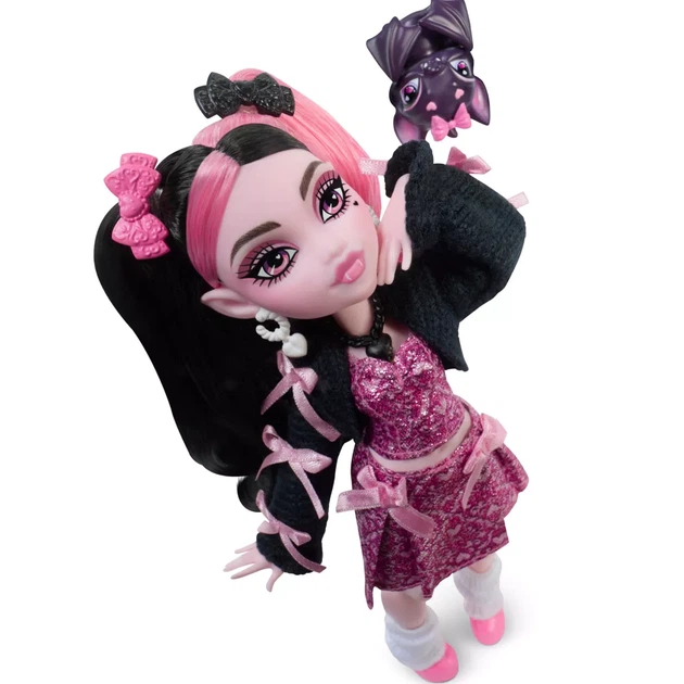 Лялька Monster High Монстро-класика Нова ніч Дракулора (JHK29) - Фото 5 Лялька Monster High Монстро-класика Нова ніч Дракулора (JHK29) - зображення 5