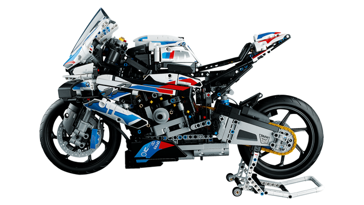 Конструктор Technic – BMW M 1000 RR на 1920 деталей (42130) - изображение 2