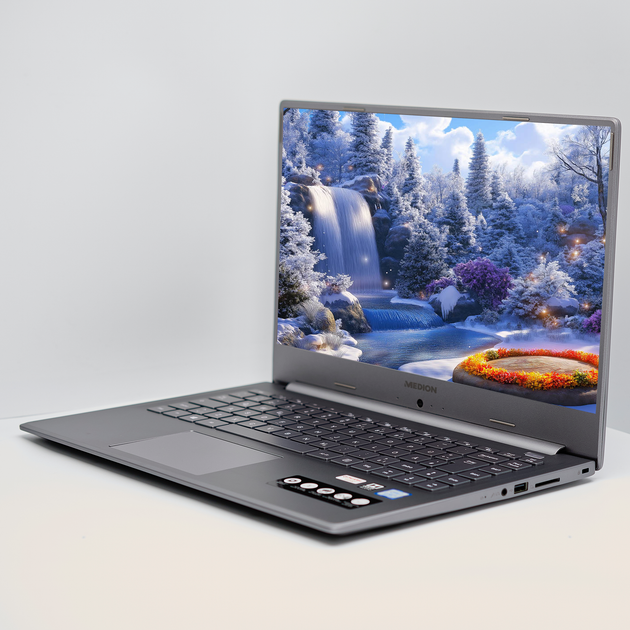 Ноутбук 15.6'' Medion (Lenovo Group) Akoya S6445 | Intel Core i3-8145U | IPS (1920x1080) FullHD | RAM DDR4 16 ГБ | SSD 256 ГБ | Intel UHD Graphics 620 | Металевий корпус | Win10 б/в (5094) - изображение 3