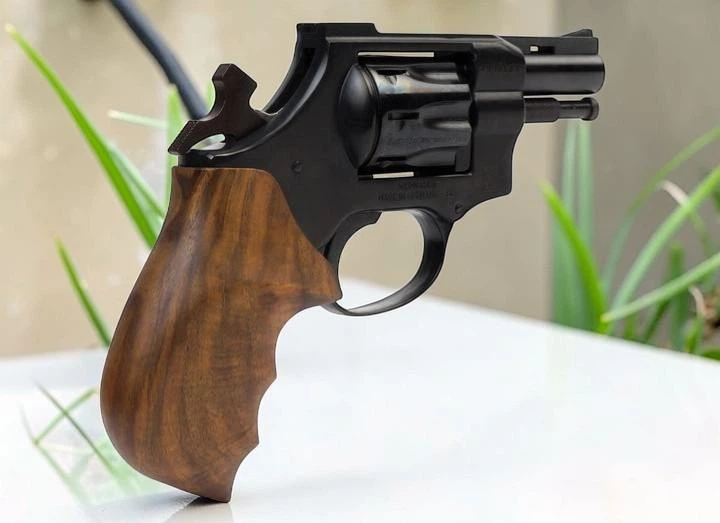 Револьвер Weihrauch Arminius HW4 2.5'' Wooden grip + Dynamit Nobel 100шт - изображение 8