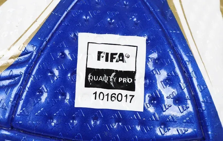 Футбольний м'яч Adidas World Cup USA 2025 Finale OMB розмір 5, синьо-золотий - изображение 5