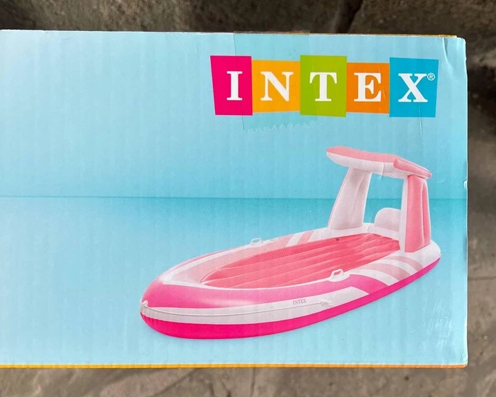 Надувной матрас для плавания Intex 57804 Розовая райская лодка 244*97*119 см, навес, спинка, ручки, подстаканник, трос, возраст 10+, до 100 кг - Фото 4 Надувной матрас для плавания Intex 57804 Розовая райская лодка 244*97*119 см, навес, спинка, ручки, подстаканник, трос, возраст 10+, до 100 кг - изображение 4