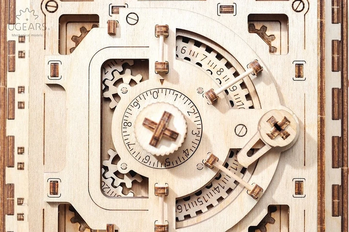 Деревянный механический конструктор Ugears 3D пазл Сейф, 179 деталей (70011) - Фото 10 Деревянный механический конструктор Ugears 3D пазл Сейф, 179 деталей (70011) - изображение 10