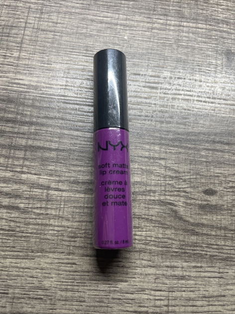 Рідка помада з матовим фінішем Nyx Soft Matte Lip Cream Seoul SMLC30 яскраво-фіолетовий 8 мл - зображення 4