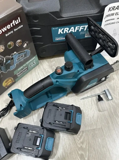 Акумуляторна ланцюгова пила Krafftec з автоматичним мастилом електропила для обрізання дерев і розпилювання деревини з шиною 12 дюймів та двома акумуляторами 52V/6Ah - Фото 5 Акумуляторна ланцюгова пила Krafftec з автоматичним мастилом електропила для обрізання дерев і розпилювання деревини з шиною 12 дюймів та двома акумуляторами 52V/6Ah - зображення 5