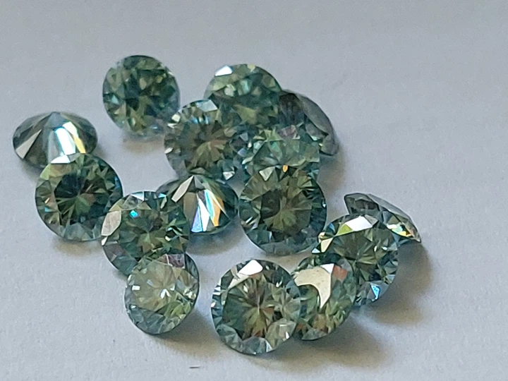 Муассанит 5.36ct VVS1-15pc/4.40-4.70mm (33512) - Фото 5 Муассанит 5.36ct VVS1-15pc/4.40-4.70mm (33512) - изображение 5
