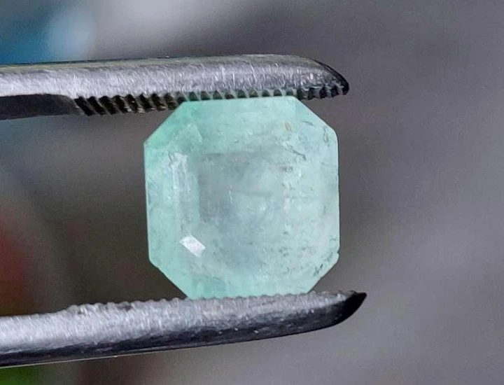 Изумруд 4.72 ct 10.59 x 10.10 x 6.66 mm (672677) - Фото 7 Изумруд 4.72 ct 10.59 x 10.10 x 6.66 mm (672677) - изображение 7