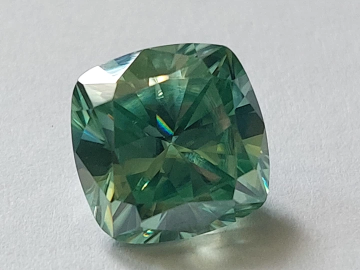 Муассанит 4.06ct 9.90 Mm (8733280) - Фото 3 Муассанит 4.06ct 9.90 Mm (8733280) - изображение 3