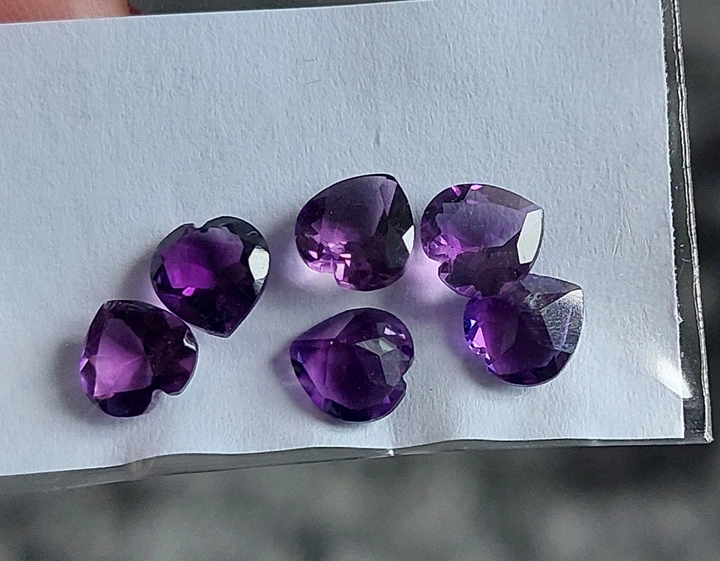 Натуральный аметист сердце 6 mm (605) - изображение 3