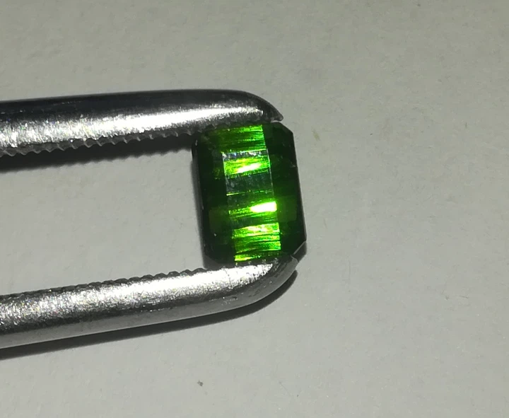 Турмалин 1.26ct 6.4 x 5 mm (128179) - изображение 3