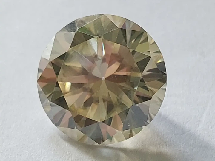 Муассанит 8.87 ct 13.84mm (664305) - Фото 3 Муассанит 8.87 ct 13.84mm (664305) - изображение 3