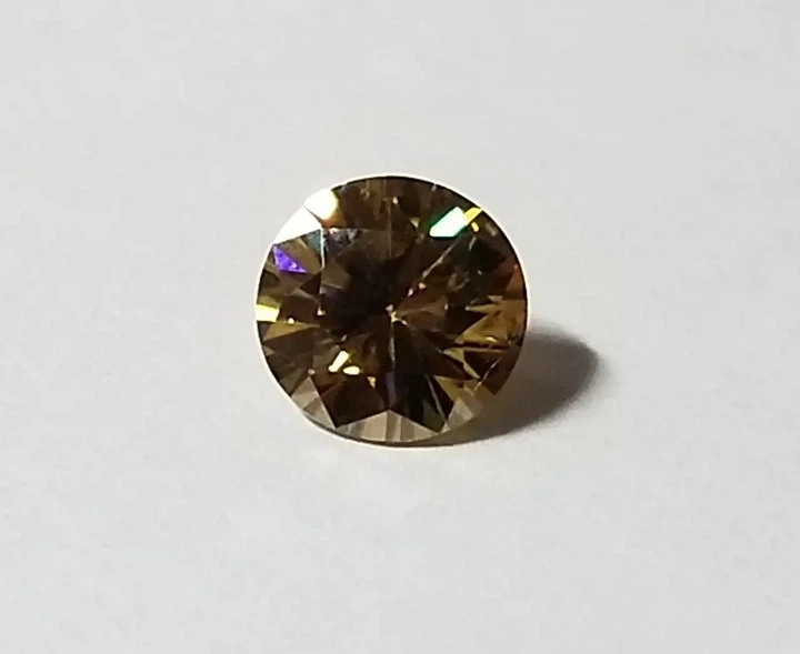 Муассанит 0.65 ct 5.7 MM (858747) - изображение 5