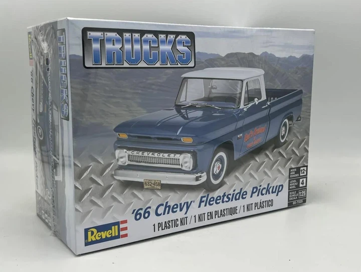 Збірна модель 1:25 автомобіль 1966 Chevy Fleetside Pickup Revell 17225 - зображення 3