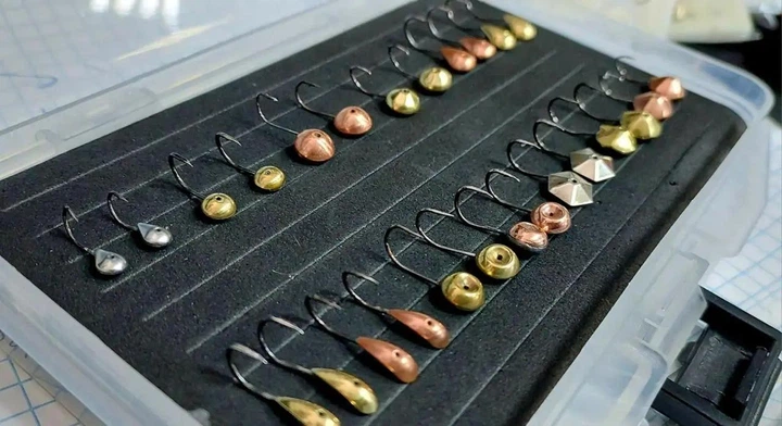 Набор мормышек для ловли КАРАСЯ на боковой кивок (26 мормышек + коробка с мягким вкладышем) - Фото 1 Набор мормышек для ловли КАРАСЯ на боковой кивок (26 мормышек + коробка с мягким вкладышем) - изображение 1