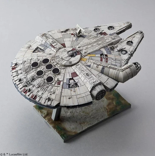 Збірна модель 1:144 космічний корабель Bandai Millennium Falcon Revel 01211 - зображення 4