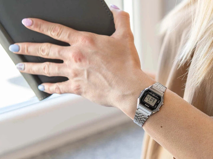Чоловічі наручні годинники Casio LA680WEA-1EF - изображение 3