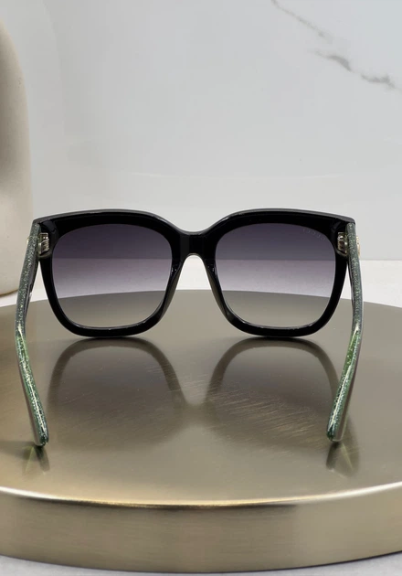 Сонцезахисні окуляри Gucci GG0034S 001 Black Web/Grey - Фото 6 Сонцезахисні окуляри Gucci GG0034S 001 Black Web/Grey - зображення 6