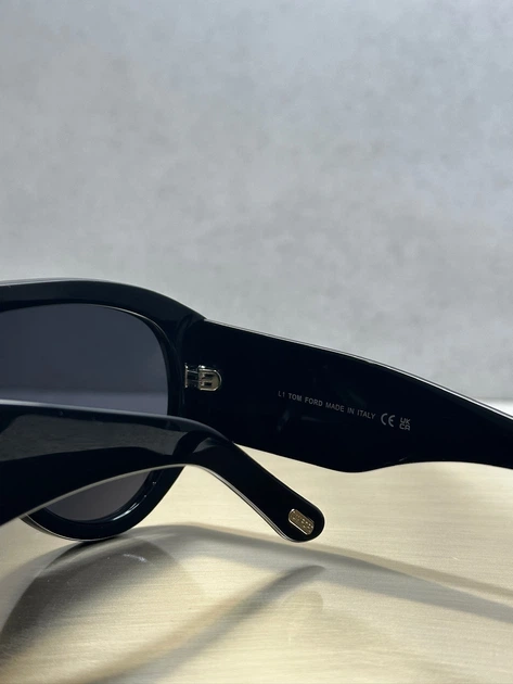 Солнцезащитные очки Tom Ford Bronson FT 1044 Black - изображение 5