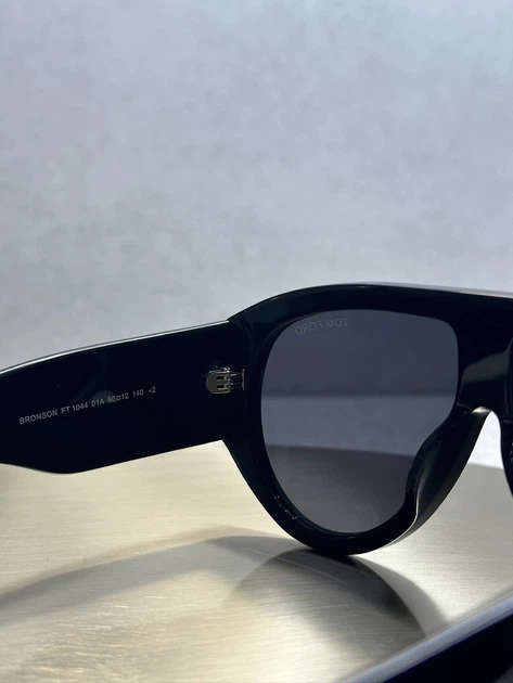 Солнцезащитные очки Tom Ford Bronson FT 1044 Black - изображение 6