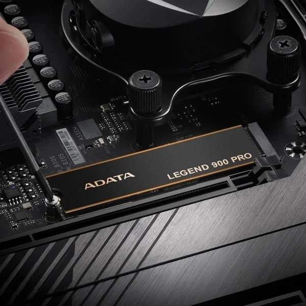 Накопитель SSD M.2 ADATA LEGEND 900 PRO 2TB PCIe Gen4x4 2280 3D NAND Black/Gold (SLEG-900P-2TCS) - Фото 9 Накопитель SSD M.2 ADATA LEGEND 900 PRO 2TB PCIe Gen4x4 2280 3D NAND Black/Gold (SLEG-900P-2TCS) - изображение 9