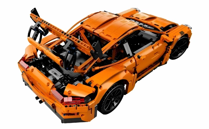 Конструктор Technic Гоночний автомобіль Porsche 911 GT3 RS 1:8 на 2758 деталей (8156) - Фото 3 Конструктор Technic Гоночний автомобіль Porsche 911 GT3 RS 1:8 на 2758 деталей (8156) - зображення 3