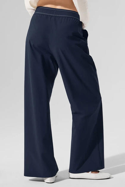 Женские брюки Alo Yoga Suit Up Trouser Navy W51432R размер M - Фото 3 Женские брюки Alo Yoga Suit Up Trouser Navy W51432R размер M - изображение 3