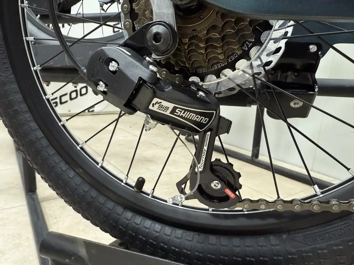 Облегченный детский велосипед Crosser XMB 20" магниевая рама 10" Shimano на 7 скоростей дисковые тормоза - Фото 5 Облегченный детский велосипед Crosser XMB 20" магниевая рама 10" Shimano на 7 скоростей дисковые тормоза - изображение 5
