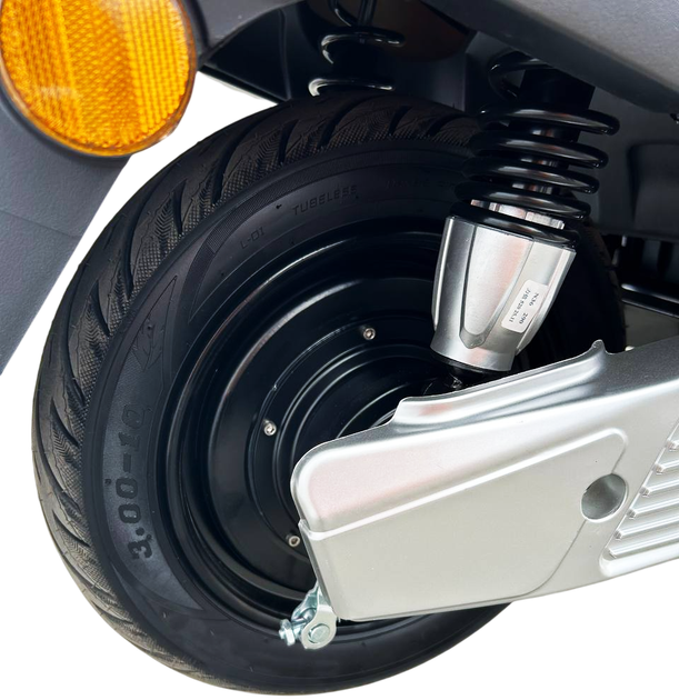Электроскутер GTM N-MD 1200, 72 В, 1200 Вт, скорость 50 км/ч - изображение 13