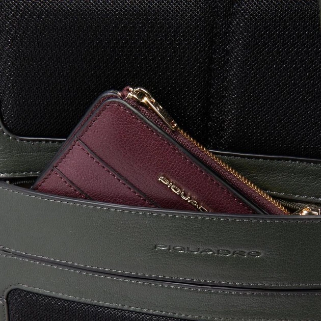 Рюкзак для ноутбука 14 Piquadro PATRICIA (W140) Green CA6772W140_VE - Фото 5 Рюкзак для ноутбука 14 Piquadro PATRICIA (W140) Green CA6772W140_VE - изображение 5