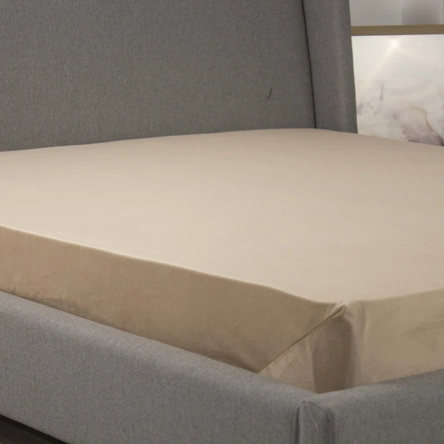 Простирадло ТЕП "VELOUR" з резинкою золотий беж, 180x200 - Фото 3 Простирадло ТЕП "VELOUR" з резинкою золотий беж, 180x200 - зображення 3