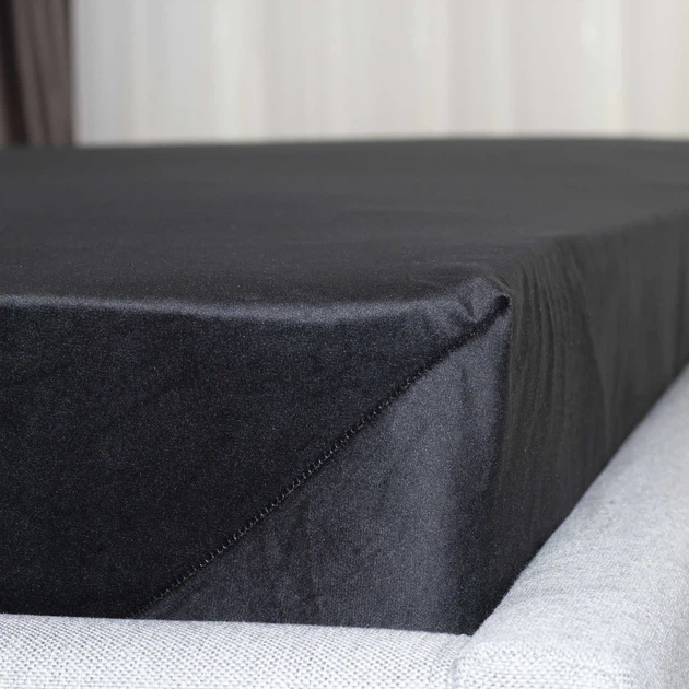 Простирадло ТЕП "VELOUR" з резинкою чорне, 160x200 - Фото 4 Простирадло ТЕП "VELOUR" з резинкою чорне, 160x200 - зображення 4