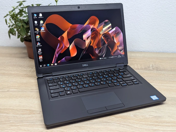 Ноутбук Dell Latitude 5490: 14 Full HD, Intel Core i5-8250U,16 GB DDR4, Intel HD Graphics, SSD 256Gb - Б/В - Фото 1 Ноутбук Dell Latitude 5490: 14 Full HD, Intel Core i5-8250U,16 GB DDR4, Intel HD Graphics, SSD 256Gb - Б/В - зображення 1