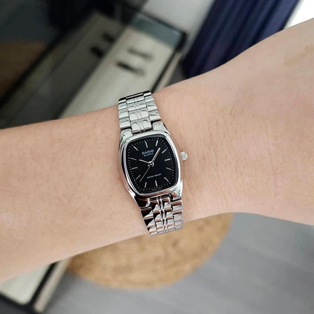 Жіночі наручні годинники Casio LTP-1169D-1A - изображение 4