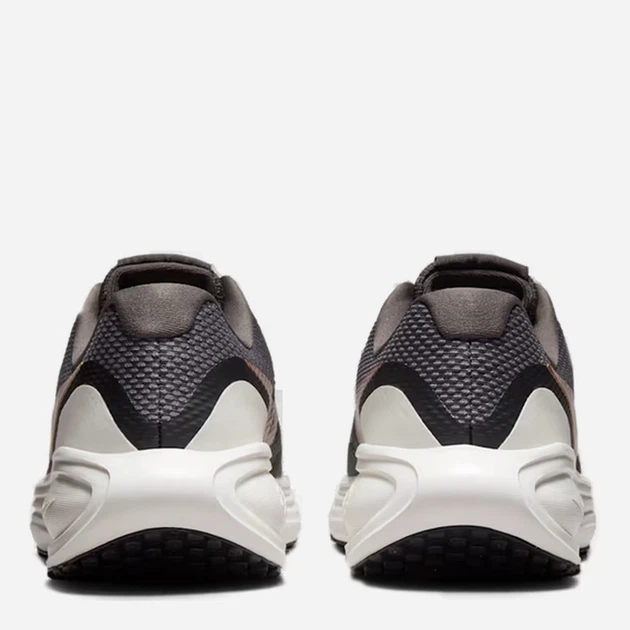 Buty do biegania damskie Nike W Revolution 8 HJ8485-200 40 (8.5US) Czarne (197862927085) - obraz 5