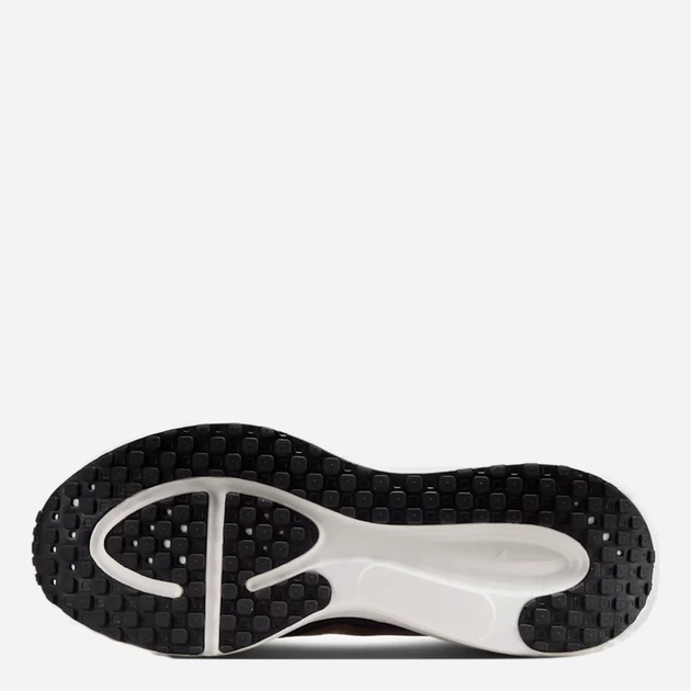 Жіночі кросівки для бігу Nike W Revolution 8 HJ8485-200 42 (10US) Чорні (197862926132) - зображення 6