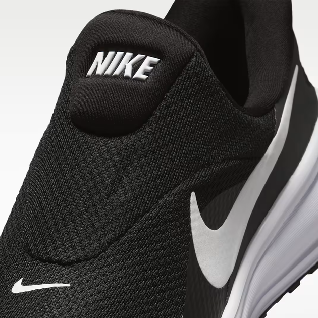 Жіночі кросівки для бігу Nike W Revolution 8 Easyon HQ2415-001 36 (5.5US) Чорні (198486720229) - зображення 6