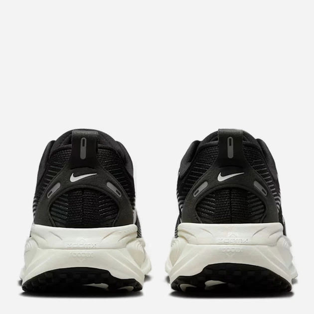 Жіночі кросівки для бігу Nike W Vomero 18 HM6804-005 38.5 (7.5US) Чорні (197863393889) - зображення 5