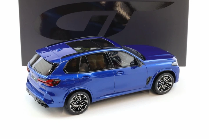 Колекційна моделька автомобіля BMW X5M Competition (2023) GT-SPIRIT GT967 1:18 - зображення 4