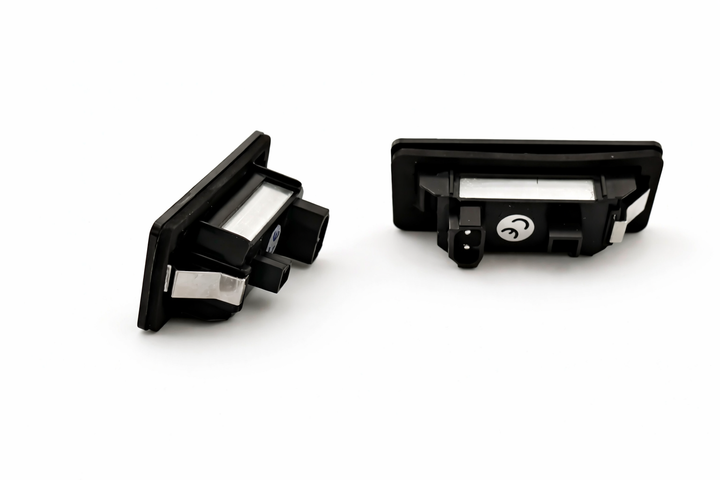 LED подсветка номерного знака BMW E90 E91 E92 E93 E39 E60 E61 E70 E71 E72 6000K 2шт CANBUS без ошибок - изображение 5