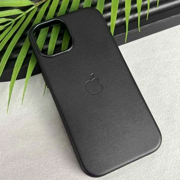 Чехол Leather Case с MagSafe для iPhone 14 кожзам черный с защитой от брызг - Фото 7 Чехол Leather Case с MagSafe для iPhone 14 кожзам черный с защитой от брызг - зображення 7